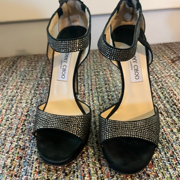 Jimmy Choo, 38